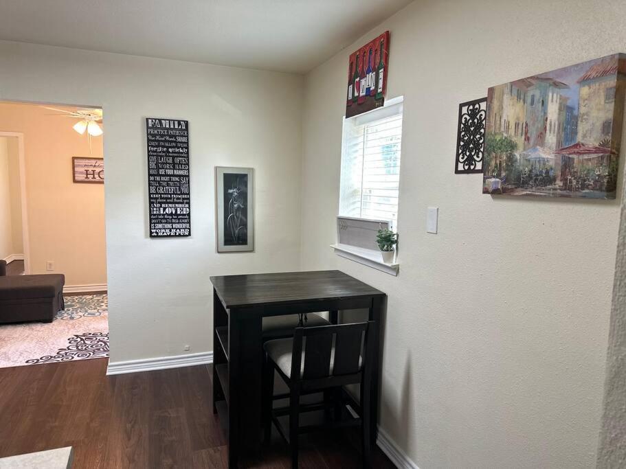 Apartament Walk To The Alamodome! Sleeps 6, Pet Friendly San Antonio Zewnętrze zdjęcie