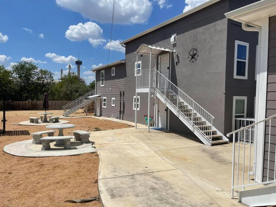 Apartament Walk To The Alamodome! Sleeps 6, Pet Friendly San Antonio Zewnętrze zdjęcie