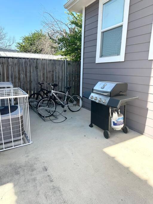 Apartament Walk To The Alamodome! Sleeps 6, Pet Friendly San Antonio Zewnętrze zdjęcie